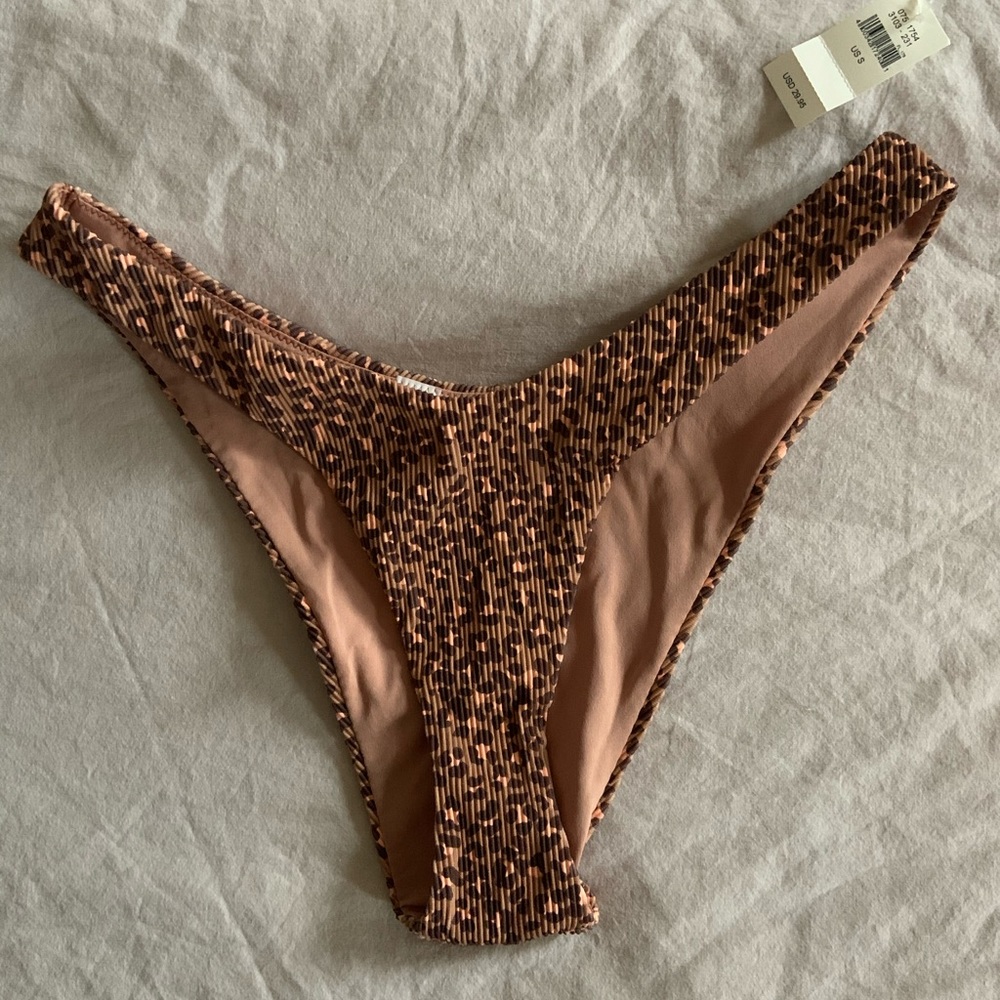 2/$10 Aerie Leopard high rise Cheeky Bikini Bottoms